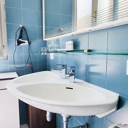 Joivy Vintage And Gorgeous 2-bed Flat Near Sforzesco Castle Apartamento Milán