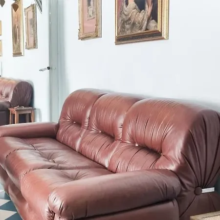 Apartment Joivy Vintage And Gorgeous 2-bed Flat Near Sforzesco Castle Milan